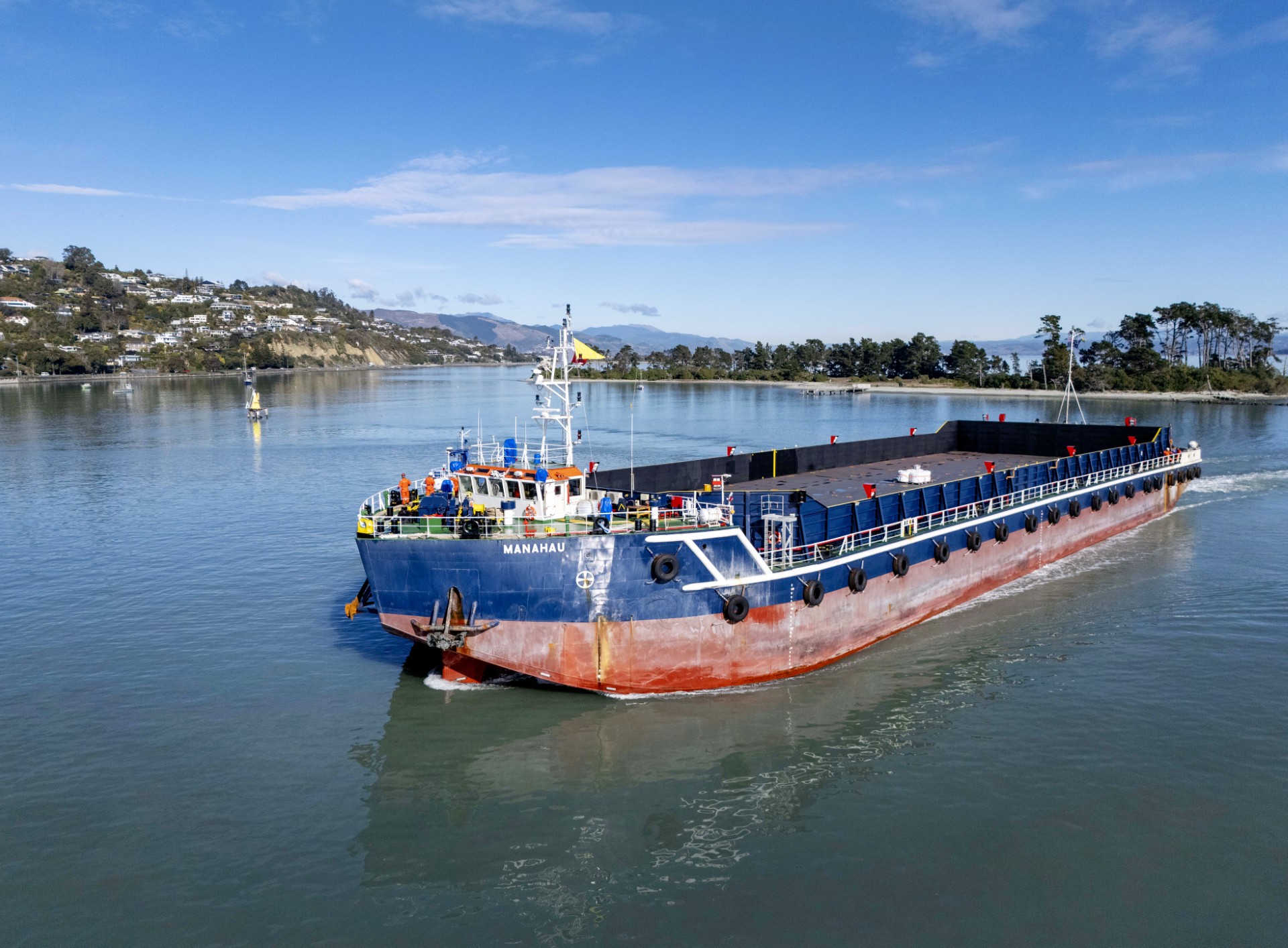 Barge set to come into port - Greymouth Star